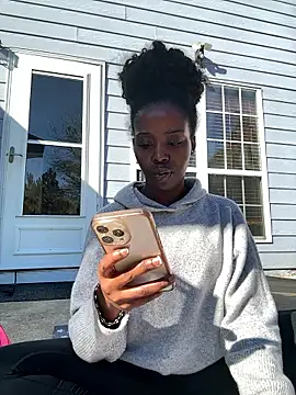 choclatepeaach online show from 01-13-26, 04:33