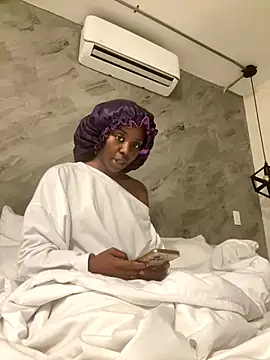 choclatepeaach online show from 12-02-25, 12:22