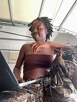 choclatepeaach online show from 03-04-26, 08:16