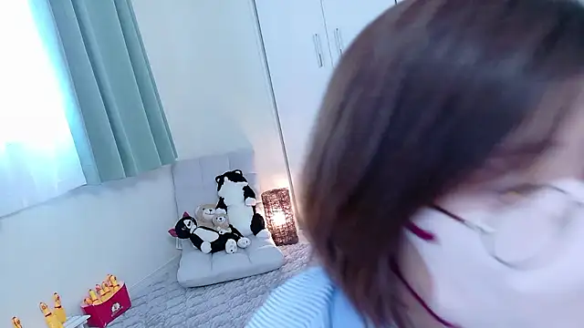 Risa 06 online show from 05-10-26, 05:00