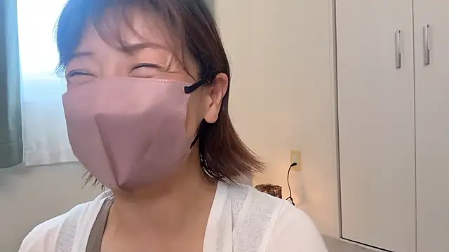 Snapshot of Risa_06 chatting on 07-05-26, 03:22 Risa 06 online show from 07-05-26, 03:22