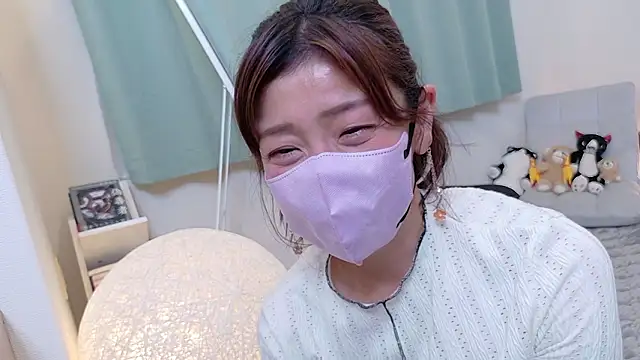 Risa 06 online show from 05-19-26, 12:34