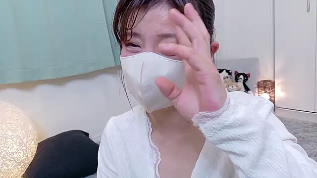 Snapshot of Risa_06 chatting on 06-09-26, 12:28 Risa 06 online show from 06-09-26, 12:28