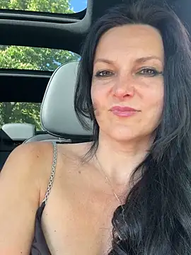 Snapshot of -OLYA- chatting on 05-14-26, 02:25 -OLYA- online show from 05-14-26, 02:25