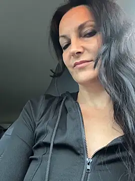 Snapshot of -OLYA- chatting on 10-09-25, 06:25 -OLYA- online show from 10-09-25, 06:25