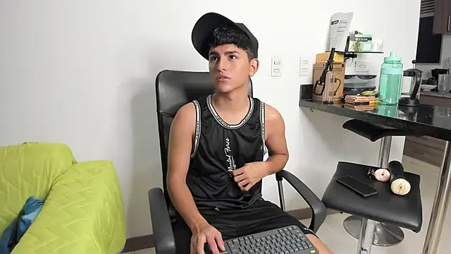 Lyam ap online show from 01-24-25, 08:02