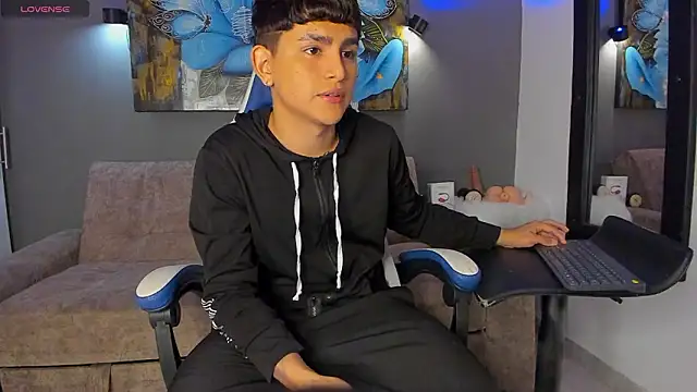 Lyam ap online show from 03-13-26, 05:45