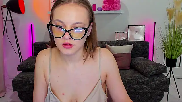 Snapshot of rora_skyline chatting on 03-16-25, 04:09 rora skyline online show from 03-16-25, 04:09