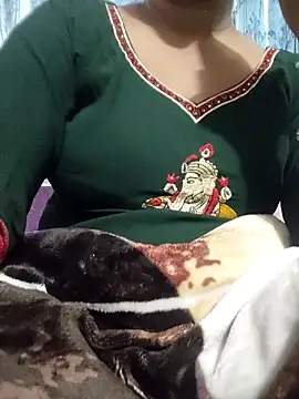 Snapshot of Dr_Chhaya chatting on 03-03-25, 07:13 Dr Chhaya online show from 03-03-25, 07:13