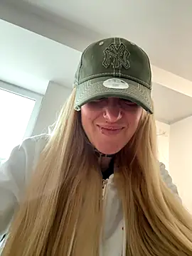 MazeSin online show from 09-17-25, 05:31