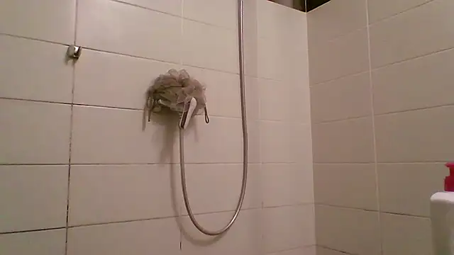 Snapshot of ApollonFit_x69 chatting on 03-08-25, 11:28 ApollonFit x69 online show from 03-08-25, 11:28