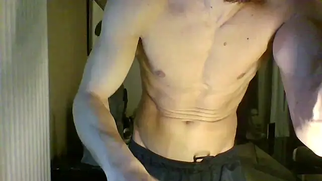 Snapshot of ApollonFit_x69 chatting on 03-06-25, 11:31 ApollonFit x69 online show from 03-06-25, 11:31