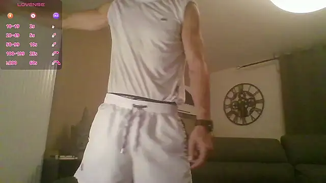 Snapshot of ApollonFit_x69 chatting on 10-07-25, 10:00 ApollonFit x69 online show from 10-07-25, 10:00