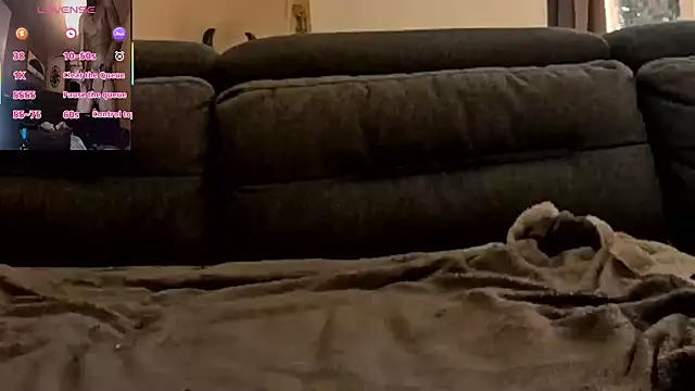 Snapshot of ApollonFit_x69 chatting on 10-17-25, 01:24 ApollonFit x69 online show from 10-17-25, 01:24