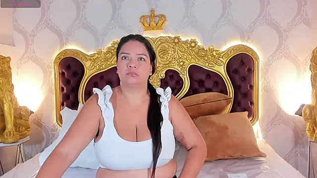 KendralHolson online show from 02-17-26, 04:32