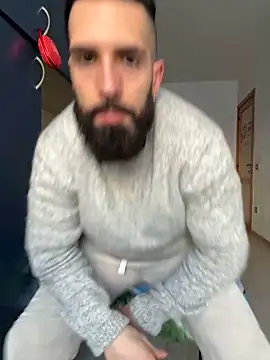 Snapshot of Gioeltoro89 chatting on 03-11-25, 03:45 Gioeltoro89 online show from 03-11-25, 03:45