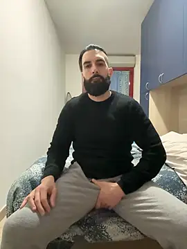 Snapshot of Gioeltoro89 chatting on 02-07-25, 05:18 Gioeltoro89 online show from 02-07-25, 05:18