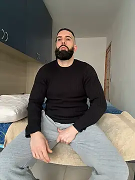 Snapshot of Gioeltoro89 chatting on 02-08-25, 11:44 Gioeltoro89 online show from 02-08-25, 11:44