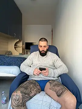 Snapshot of Gioeltoro89 chatting on 02-25-26, 03:23 Gioeltoro89 online show from 02-25-26, 03:23