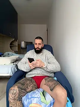 Snapshot of Gioeltoro89 chatting on 03-01-26, 03:56 Gioeltoro89 online show from 03-01-26, 03:56