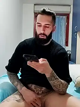 Snapshot of Gioeltoro89 chatting on 01-05-25, 04:59 Gioeltoro89 online show from 01-05-25, 04:59