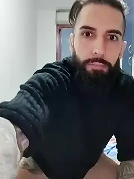Snapshot of Gioeltoro89 chatting on 12-01-24, 04:34 Gioeltoro89 online show from 12-01-24, 04:34