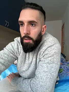 Snapshot of Gioeltoro89 chatting on 02-27-25, 04:10 Gioeltoro89 online show from 02-27-25, 04:10
