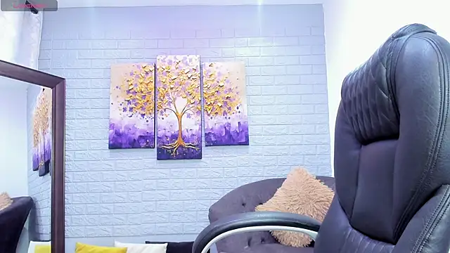 ebbafernandez  online show from 10-16-25, 12:13