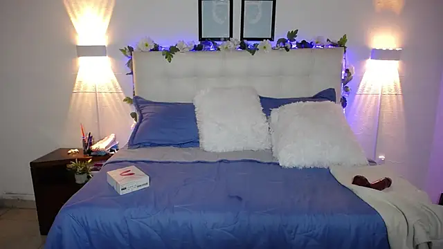 Dominique Montenegro online show from 03-20-25, 10:40