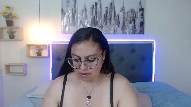 Dominique Montenegro online show from 02-24-25, 07:52