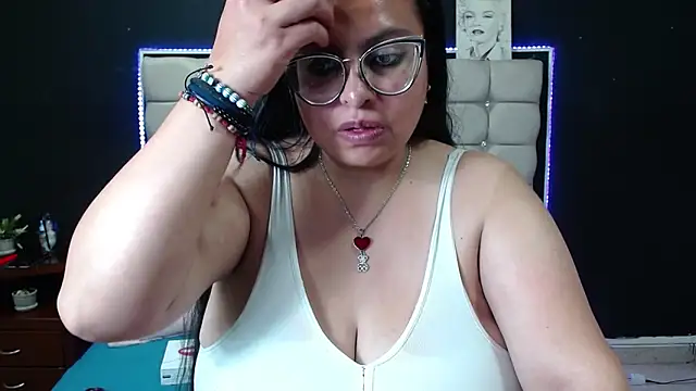 Dominique Montenegro online show from 02-22-25, 11:35