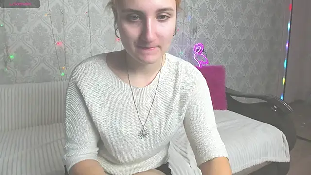 Snapshot of Miss_Elsa_ chatting on 03-04-25, 03:22 Miss Elsa online show from 03-04-25, 03:22