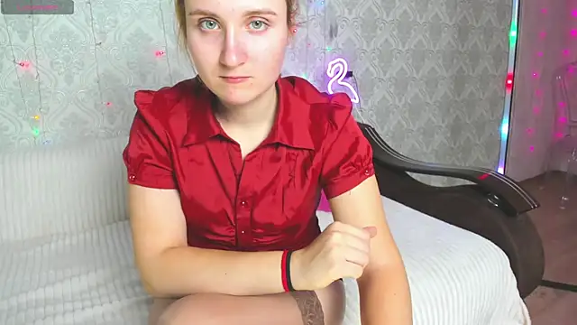 Snapshot of Miss_Elsa_ chatting on 02-28-25, 12:42 Miss Elsa online show from 02-28-25, 12:42