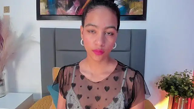 AntonellaHall  online show from 11-27-25, 12:27