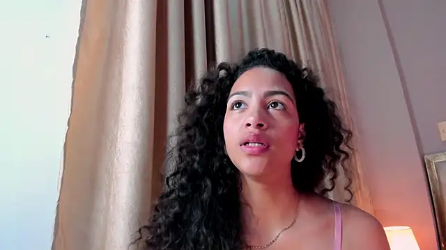 AntonellaHall  online show from 12-22-25, 12:38