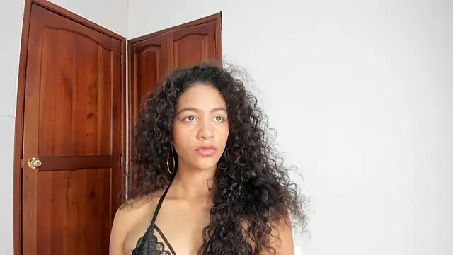 AntonellaHall  online show from 03-28-26, 06:20