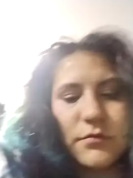 Snapshot of gigiqueen_18 chatting on 04-08-26, 05:53 gigiqueen 18 online show from 04-08-26, 05:53