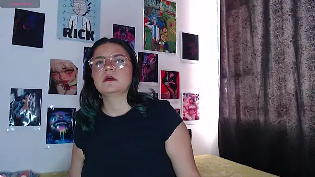 gigiqueen 18 online show from 07-04-26, 04:22