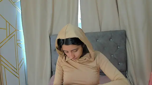 Alyssa jones online show from 04-09-26, 01:39