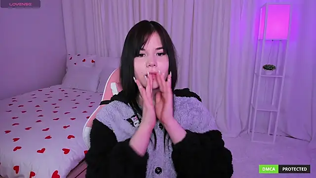 ClaireFaers  online show from 03-18-25, 12:17