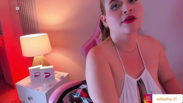 ashleyfox 01 online show from 02-02-25, 03:28