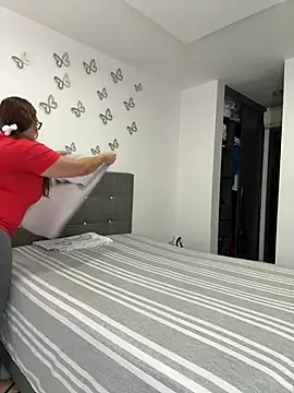 Snapshot of AntonellaAlondra4 chatting on 02-16-26, 02:37 AntonellaAlondra4 online show from 02-16-26, 02:37