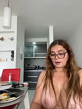 Snapshot of AntonellaAlondra4 chatting on 03-02-25, 03:08 AntonellaAlondra4 online show from 03-02-25, 03:08