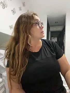 Snapshot of AntonellaAlondra4 chatting on 02-11-25, 12:47 AntonellaAlondra4 online show from 02-11-25, 12:47