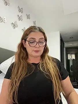 Snapshot of AntonellaAlondra4 chatting on 03-11-25, 07:25 AntonellaAlondra4 online show from 03-11-25, 07:25