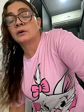 AntonellaAlondra4 online show from 11-06-25, 04:00