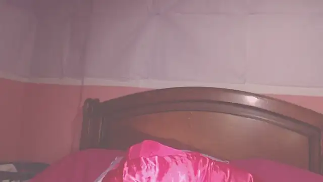 Snapshot of Ary_z chatting on 03-08-25, 05:28 Ary z online show from 03-08-25, 05:28