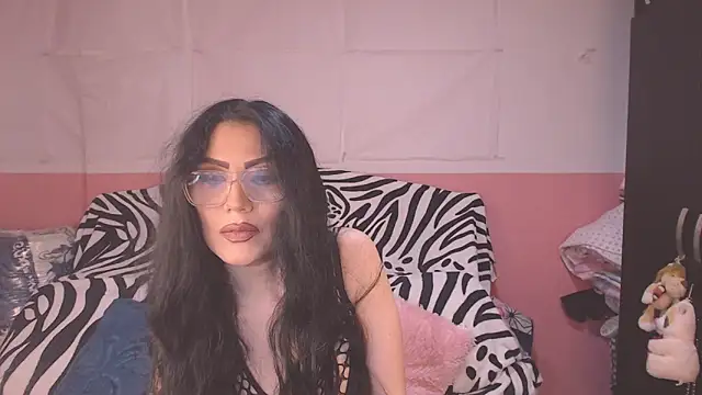 Snapshot of Ary_z chatting on 10-09-25, 12:55 Ary z online show from 10-09-25, 12:55