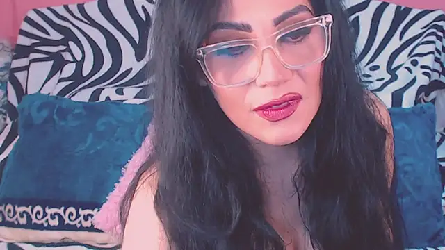 Snapshot of Ary_z chatting on 10-03-25, 10:22 Ary z online show from 10-03-25, 10:22