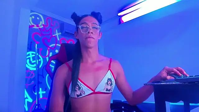 Snapshot of APRILL_FOXX chatting on 09-29-25, 07:41 APRILL FOXX online show from 09-29-25, 07:41